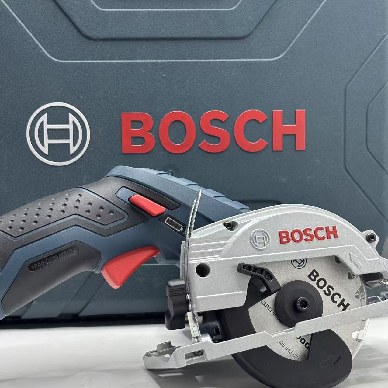 BOSCH GKS 12V-LI Akumulatorowa – Power Tools Woodworking recenzja i cena